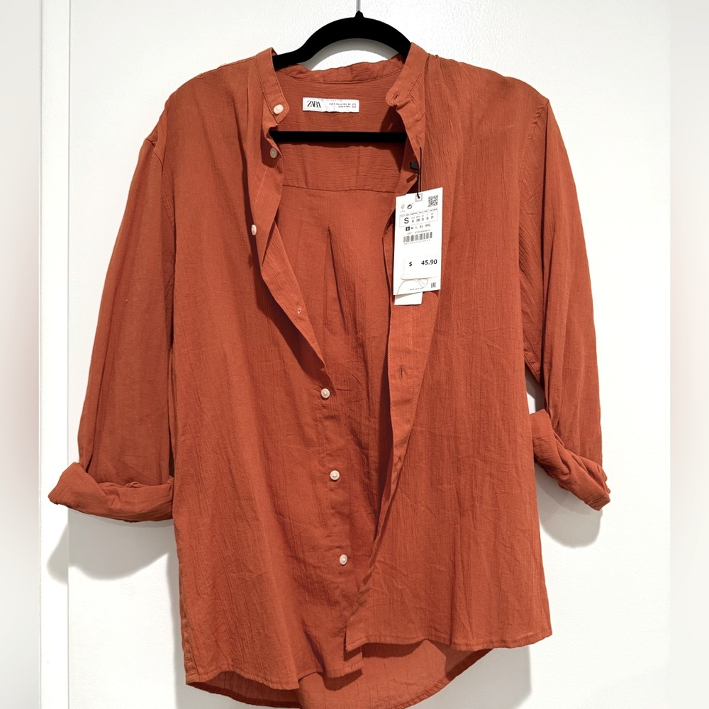 Zara Men’s Wrinkle Button Up Shirt